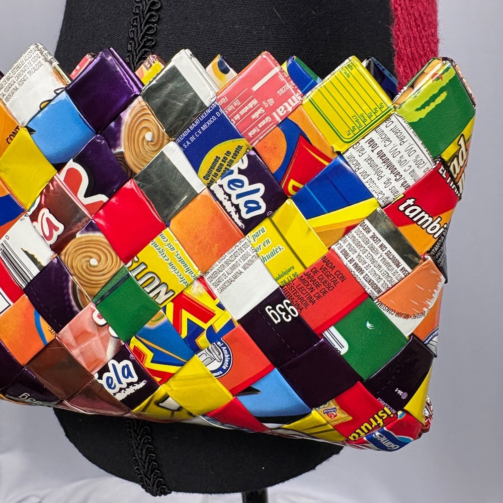UPCYCLED Handmade Candy Wrapper Multicolored Baguette Bag 90s Y2K - Picture 16 of 16